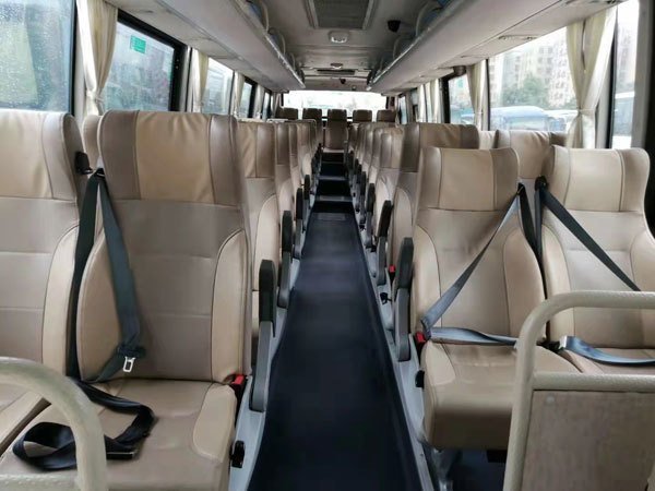 (深圳員工班車租賃)代替企業養班車的最好選擇 深圳員工班車租賃